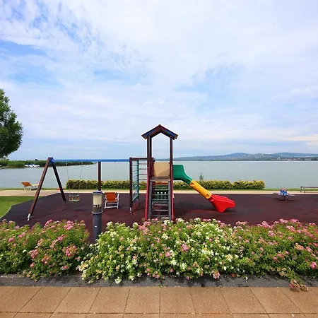 Bamboo Garden & Wellness Апартаменты *