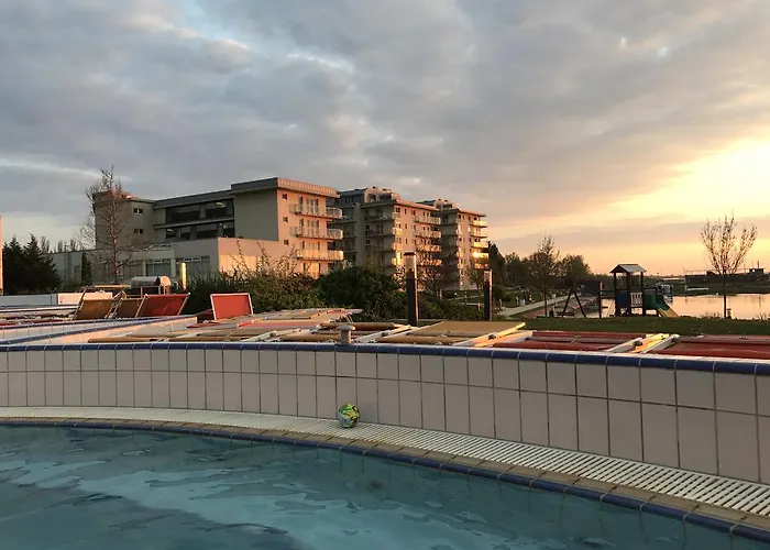 דירה Bamboo Garden & Wellness ולנצה