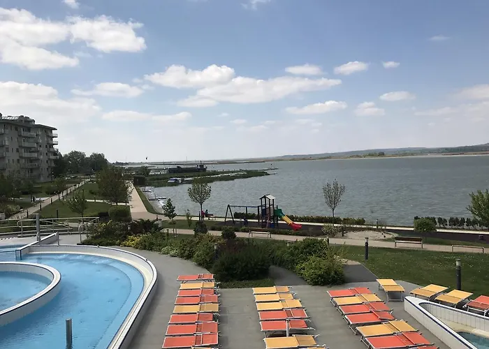 Bamboo Garden & Wellness דירה ולנצה