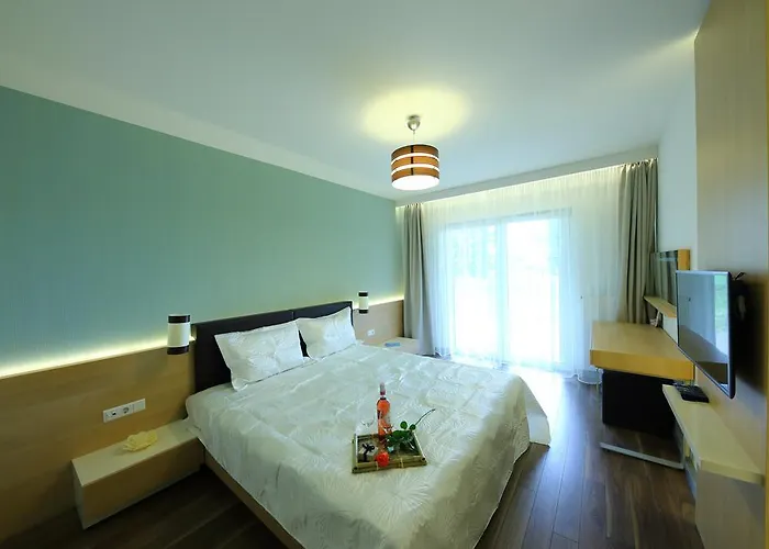 דירה Bamboo Garden & Wellness ולנצה