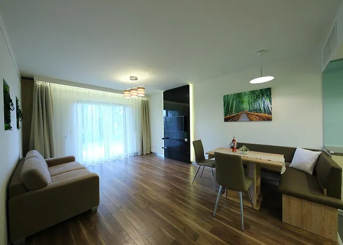 דירה Bamboo Garden & Wellness ולנצה